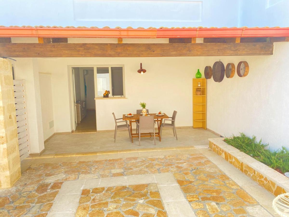 Apartamento Le Cicale Tiggiano Exterior foto